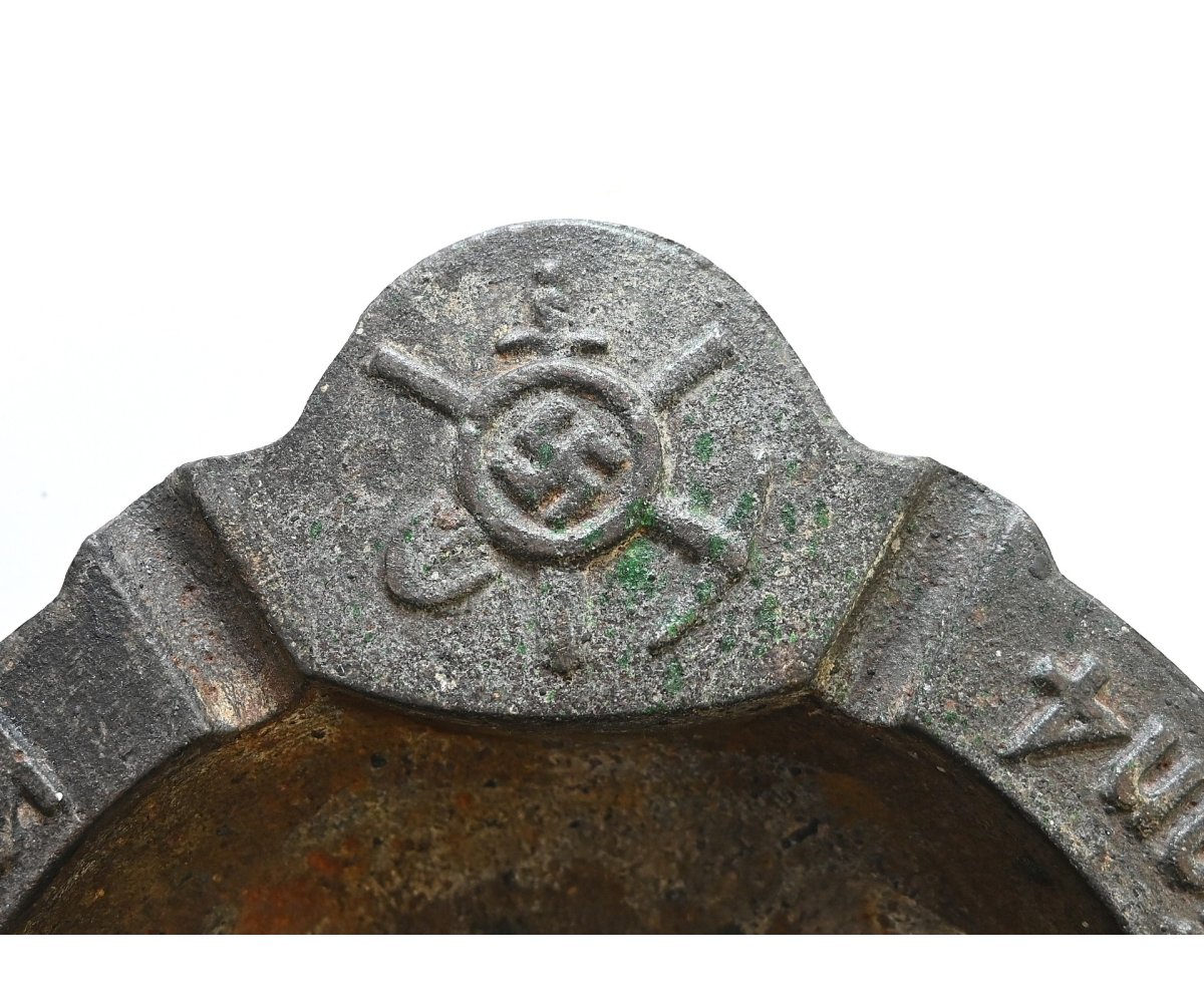 Bau-Ers.Btl.4 Ashtray — image 2