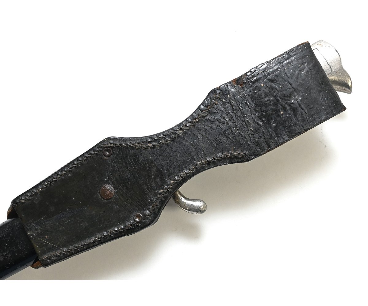 Wehrmacht 'long' Parade Bayonet + Frog (Puma) — image 5