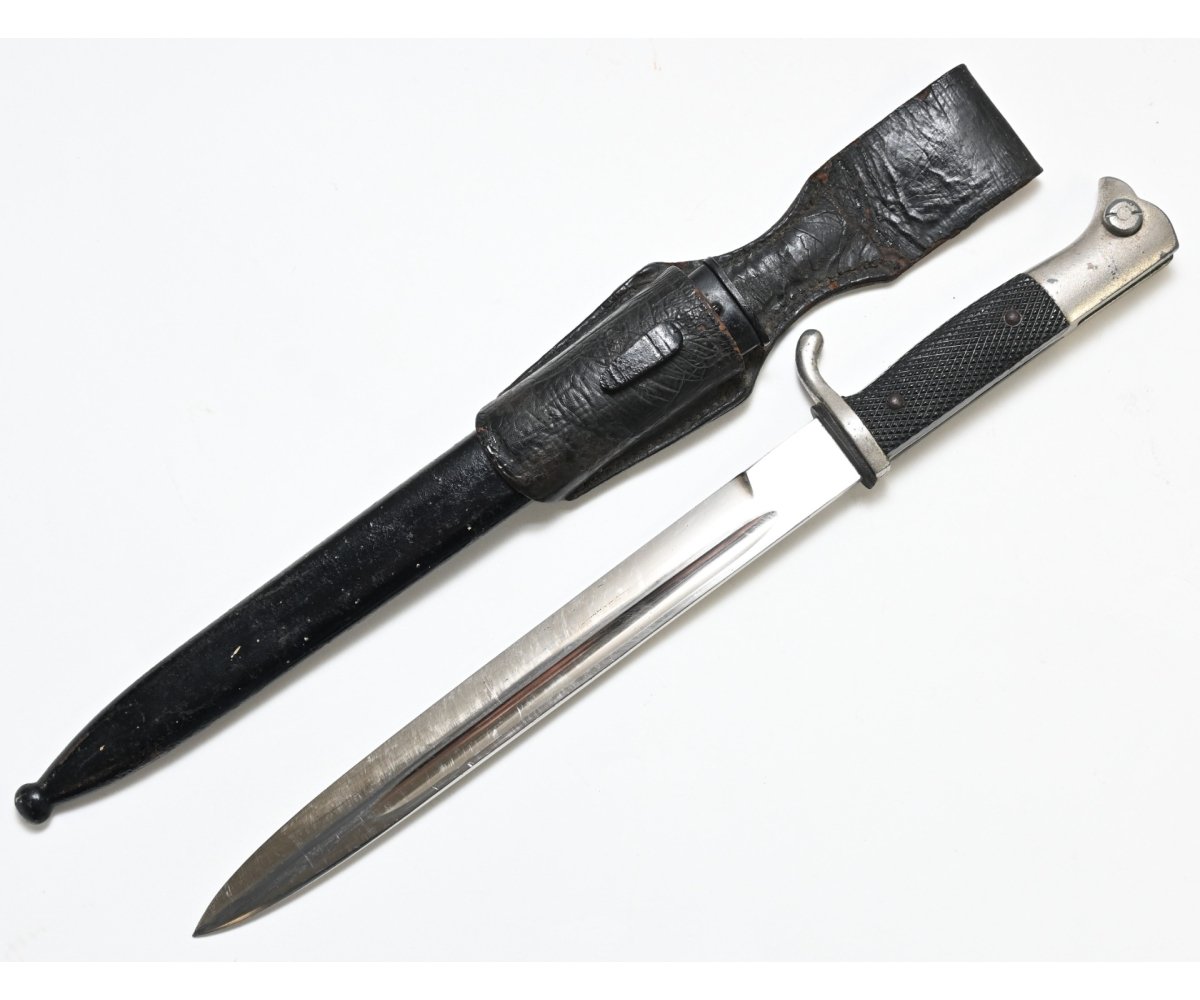 Wehrmacht 'long' Parade Bayonet + Frog (Puma) — image 6