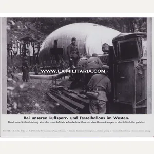 'Luftsperr- und Fesselballons' Bilderkasten Press Photo