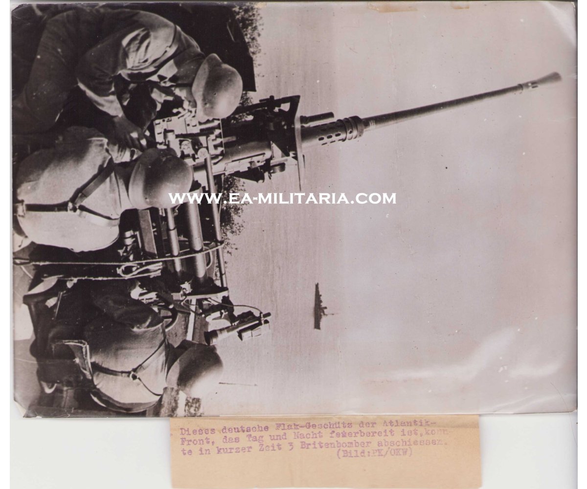 '3,7cms Flak Atlantikfront' Press Photo — image 2
