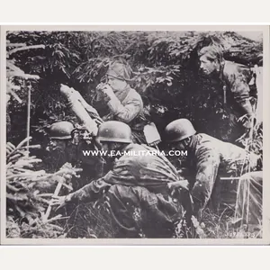 Large FJ Mortar Group Press Photo (Italy)