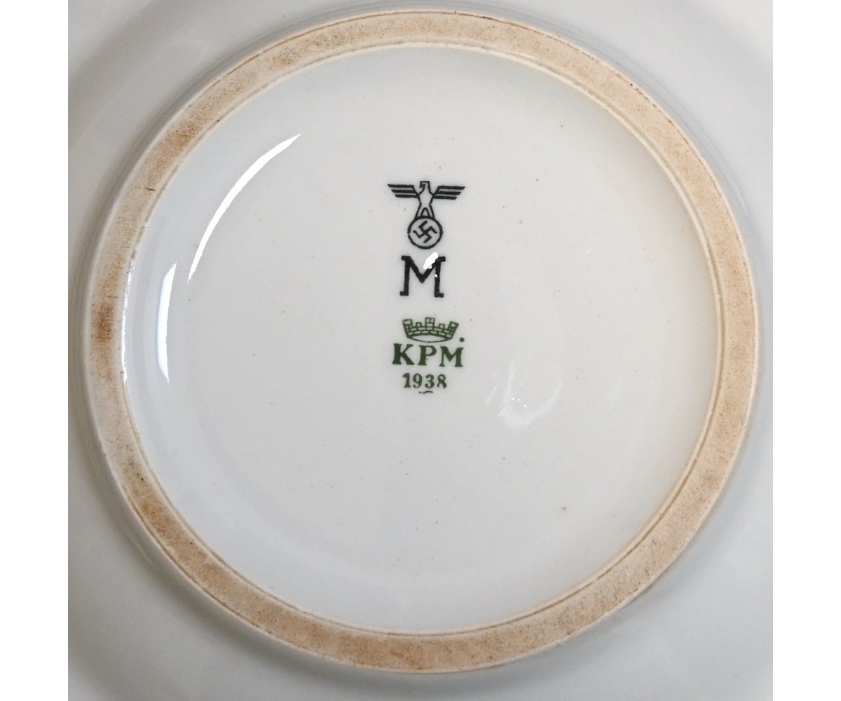 Rare Kriegsmarine 'Beambte' Soup Plate (KPM,1938) — image 4