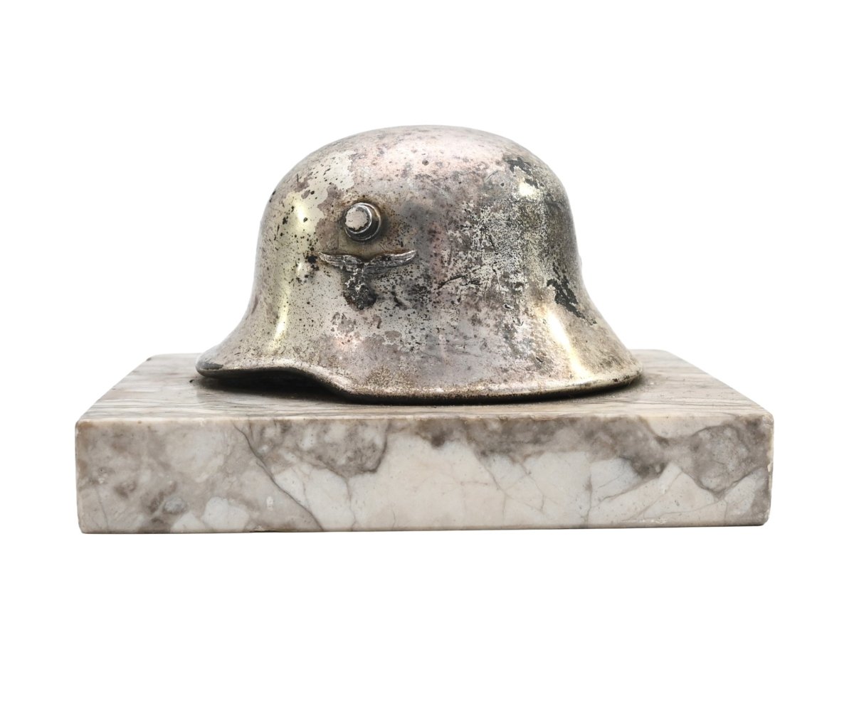 Rare Luftwaffe DD Helmet Desk Paper Weight — image 2