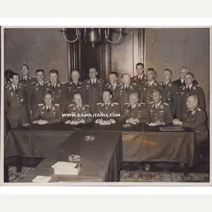 Large 'Oberst Loerzer' Press Photo