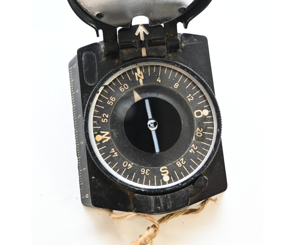 Bakelite Marschkompass (A) — image 4