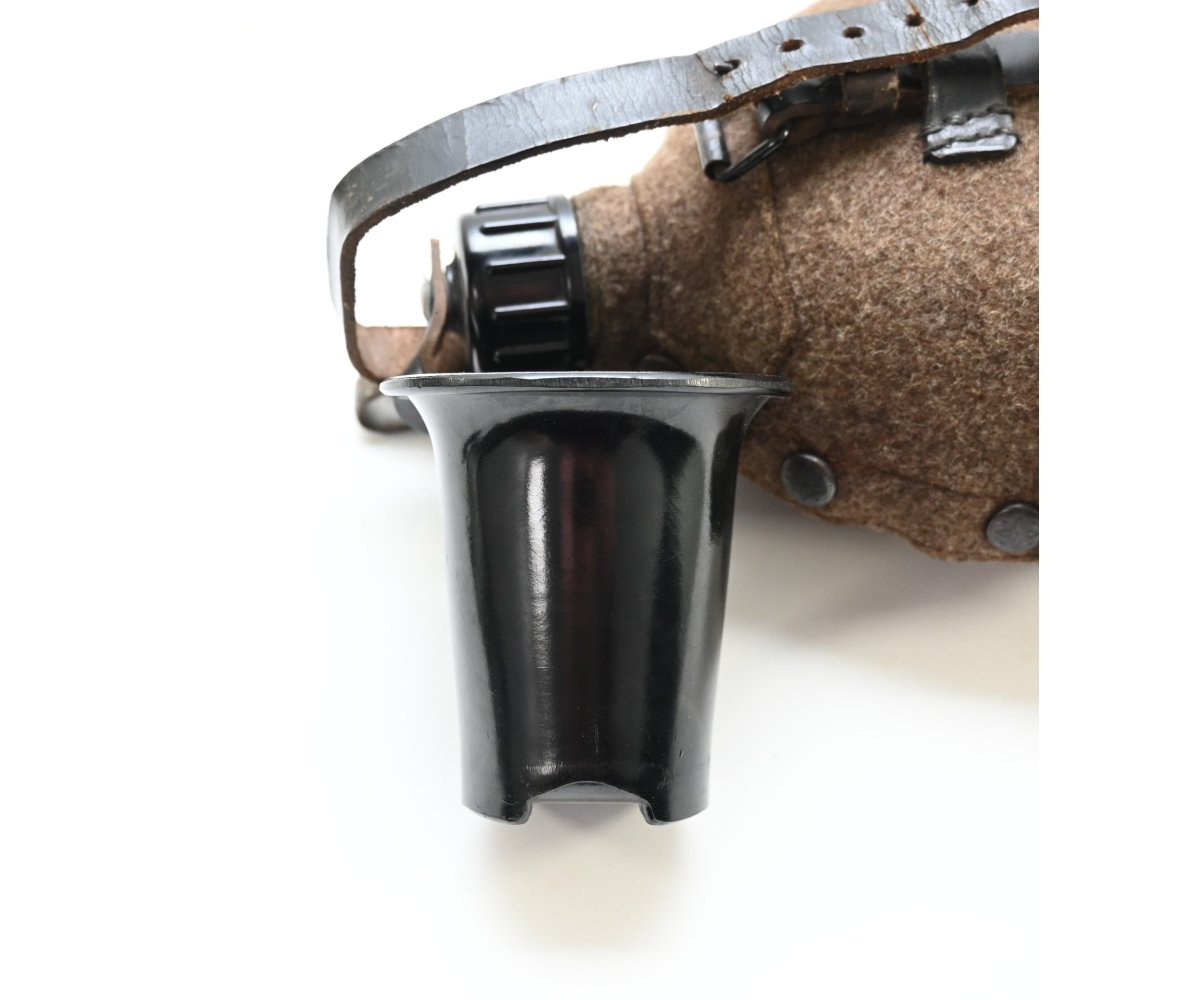 M31 1lt. Wehrmacht Canteen (MN42) — image 7