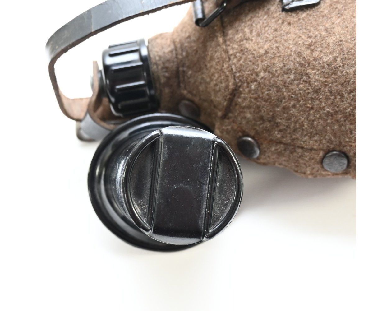 M31 1lt. Wehrmacht Canteen (MN42) — image 8