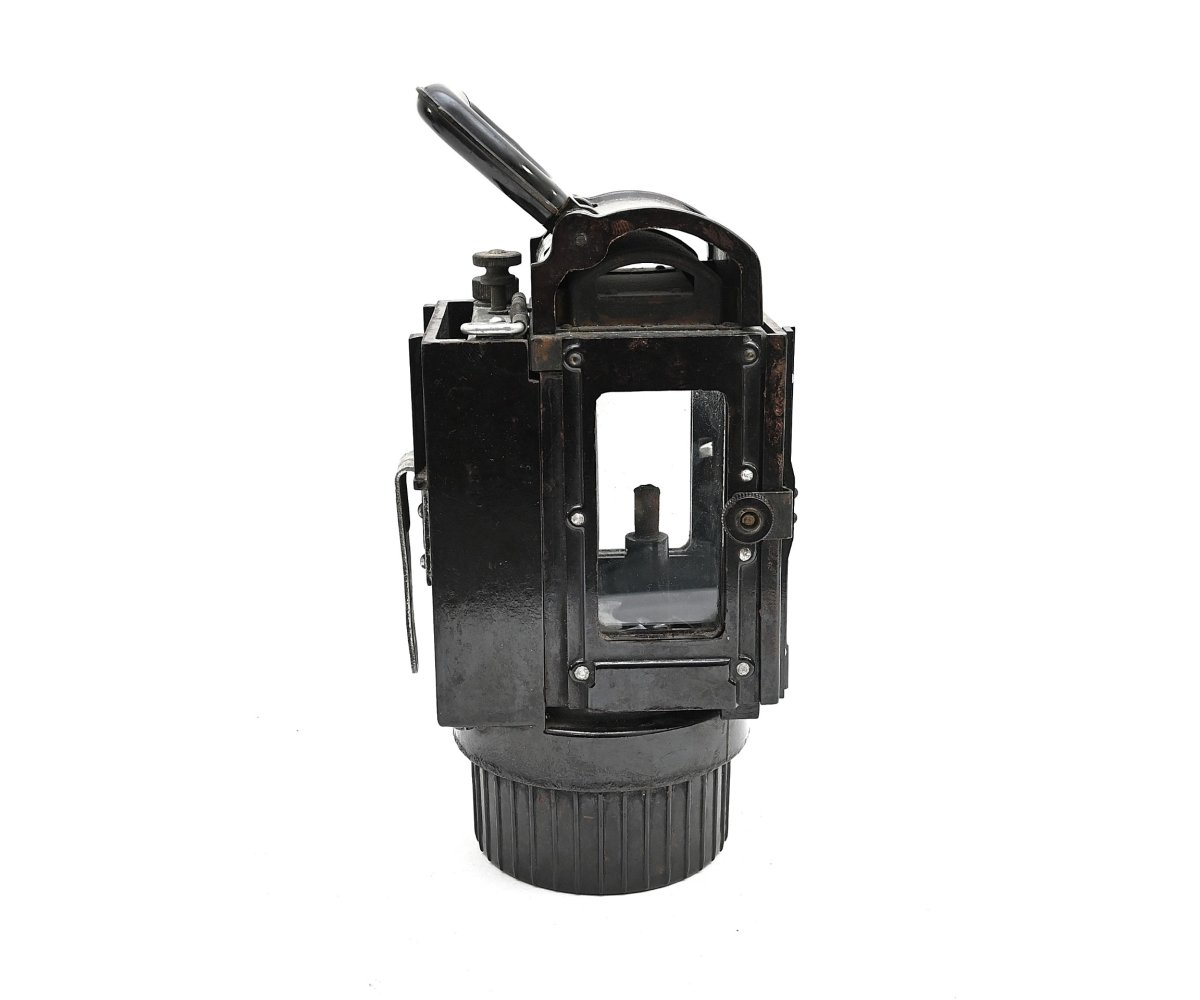 Bakelite Wehrmacht Einheitslaterne (WaA) — image 2