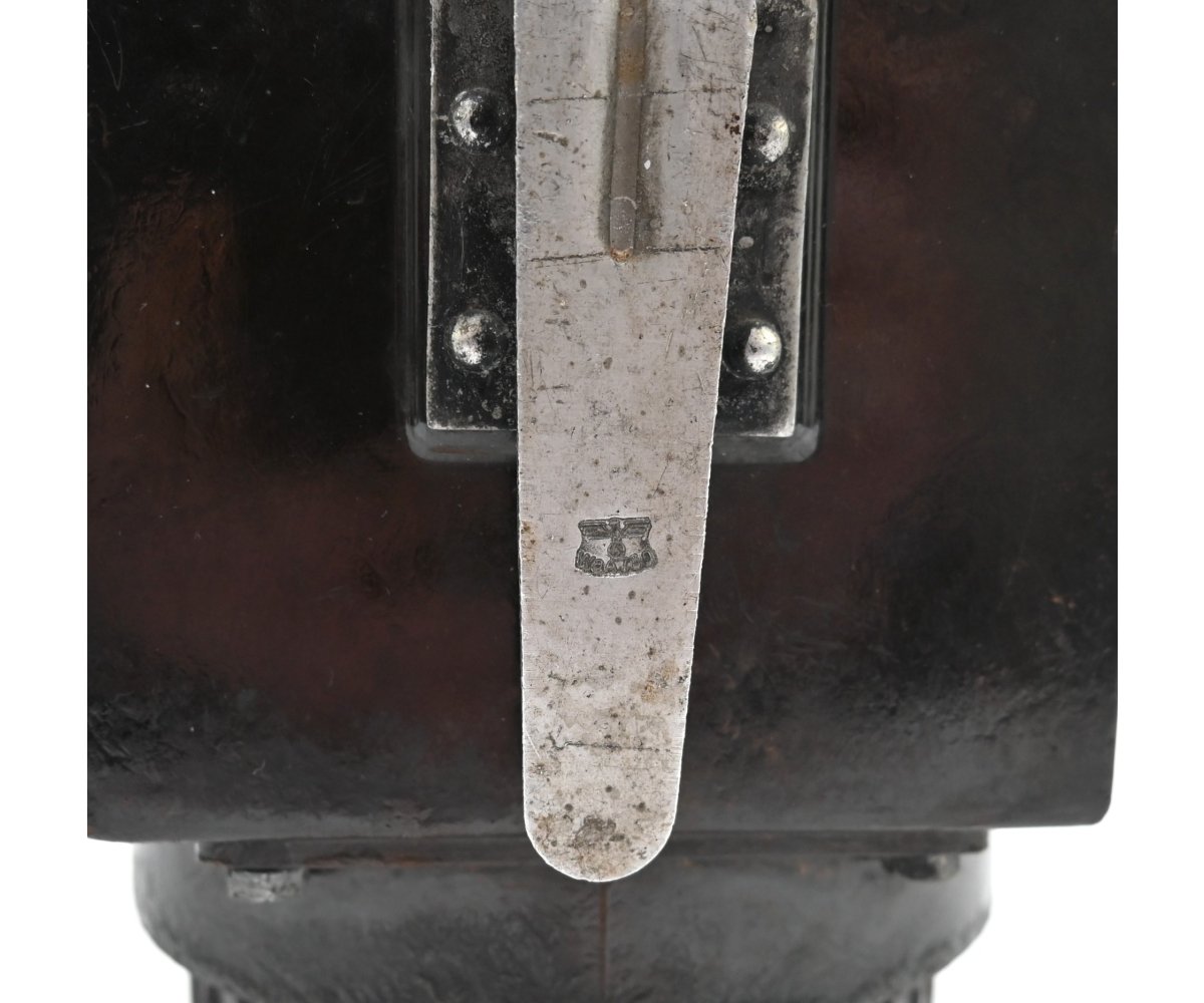 Bakelite Wehrmacht Einheitslaterne (WaA) — image 5