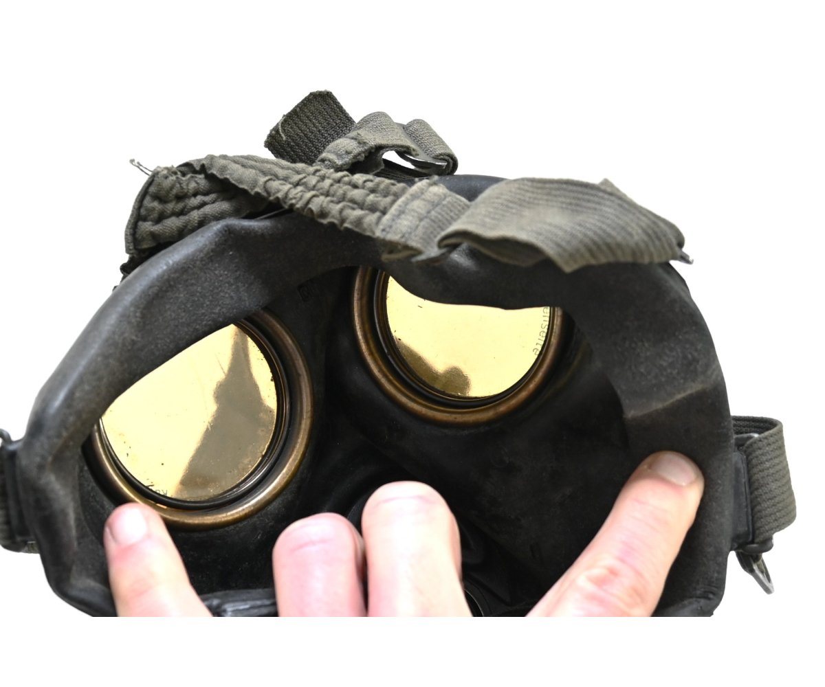 Black Rubber Wehrmacht Gasmask — image 6