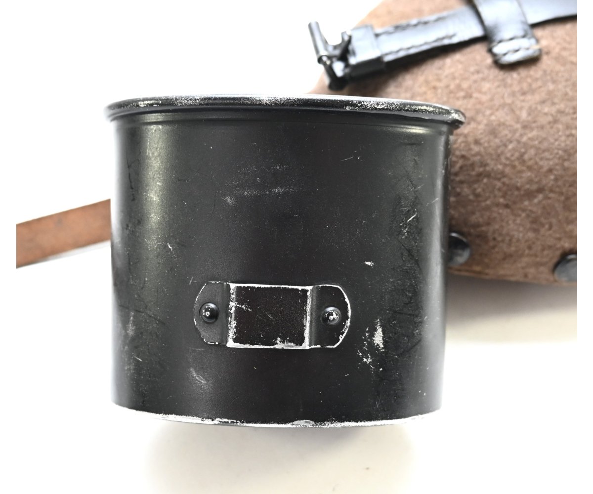 Matching! M31 Wehrmacht Canteen (E.E.F.35) — image 11