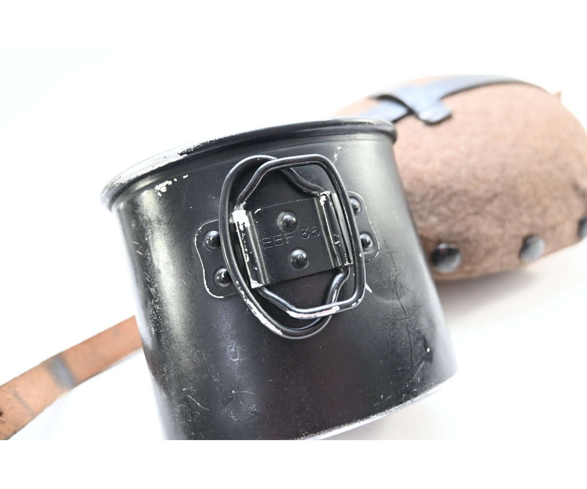 Matching! M31 Wehrmacht Canteen (E.E.F.35) — image 13