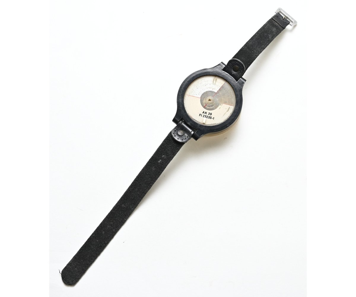 Luftwaffe Armbandkompass (AK39) — image 4