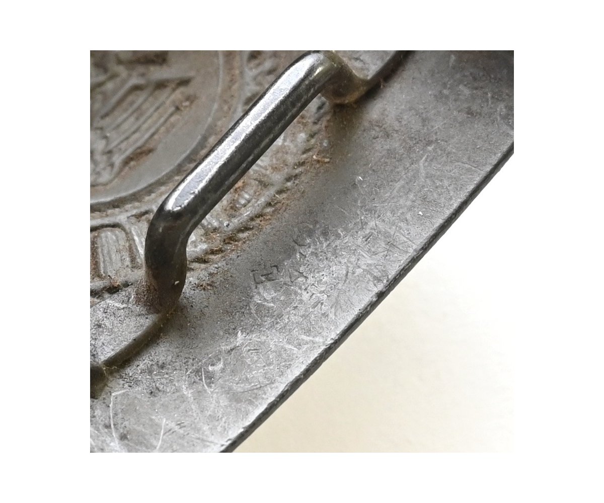 Black! Tabbed Wehrmacht Buckle (E.Schneider) — image 8