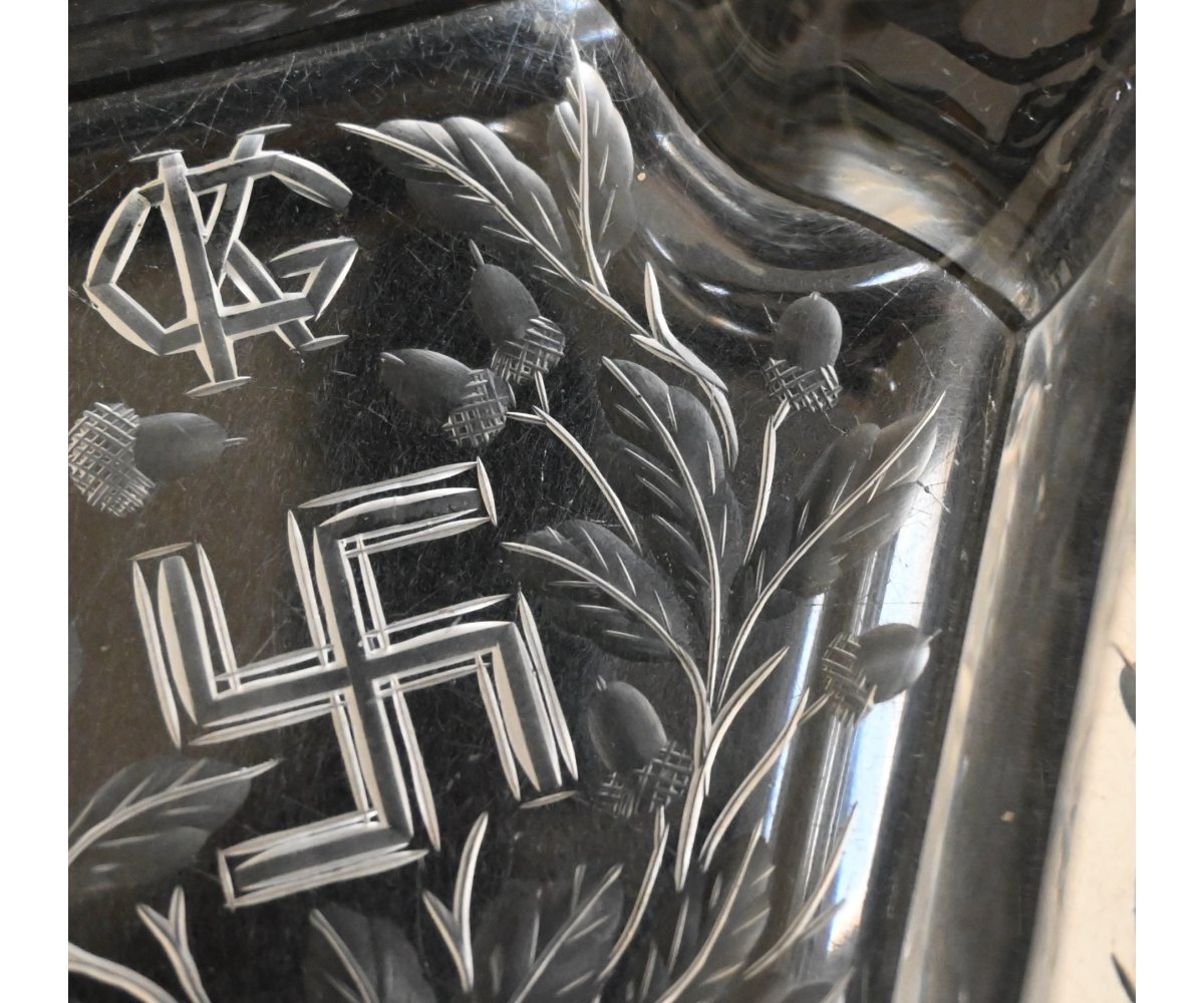 Early Patriotic Glass Swastika Ashtray — image 3