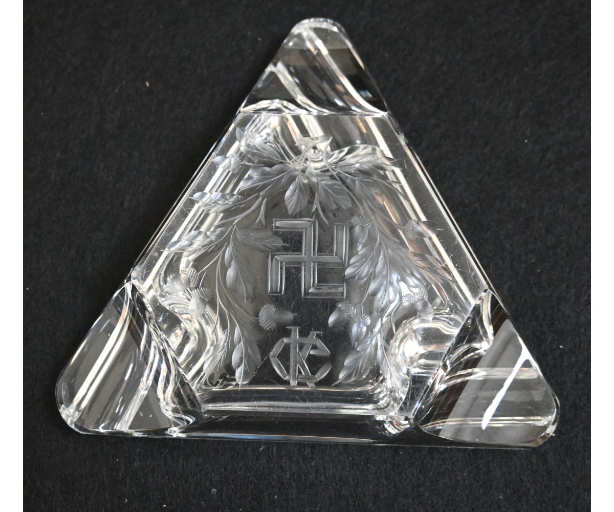 Early Patriotic Glass Swastika Ashtray — image 4