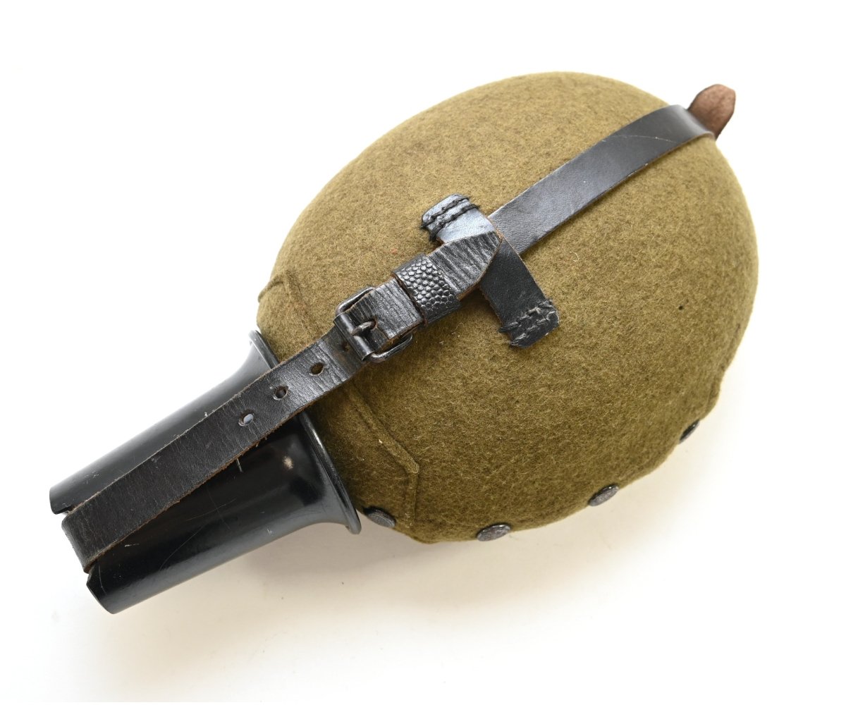 Wehrmacht M31 1Lt. Canteen (D.M.N.41) — image 2