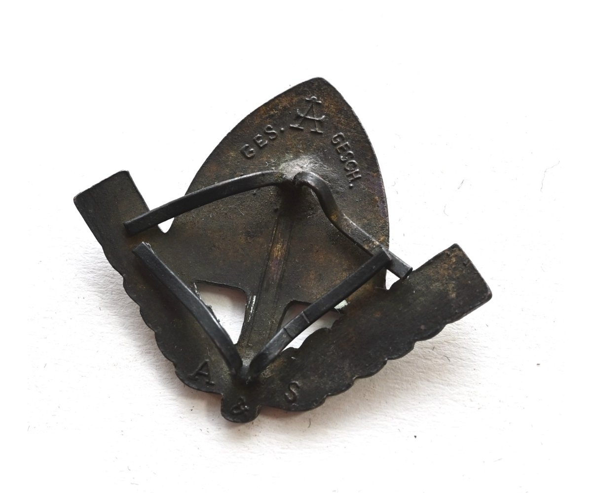 RAD Officer's Cap Badge — image 3