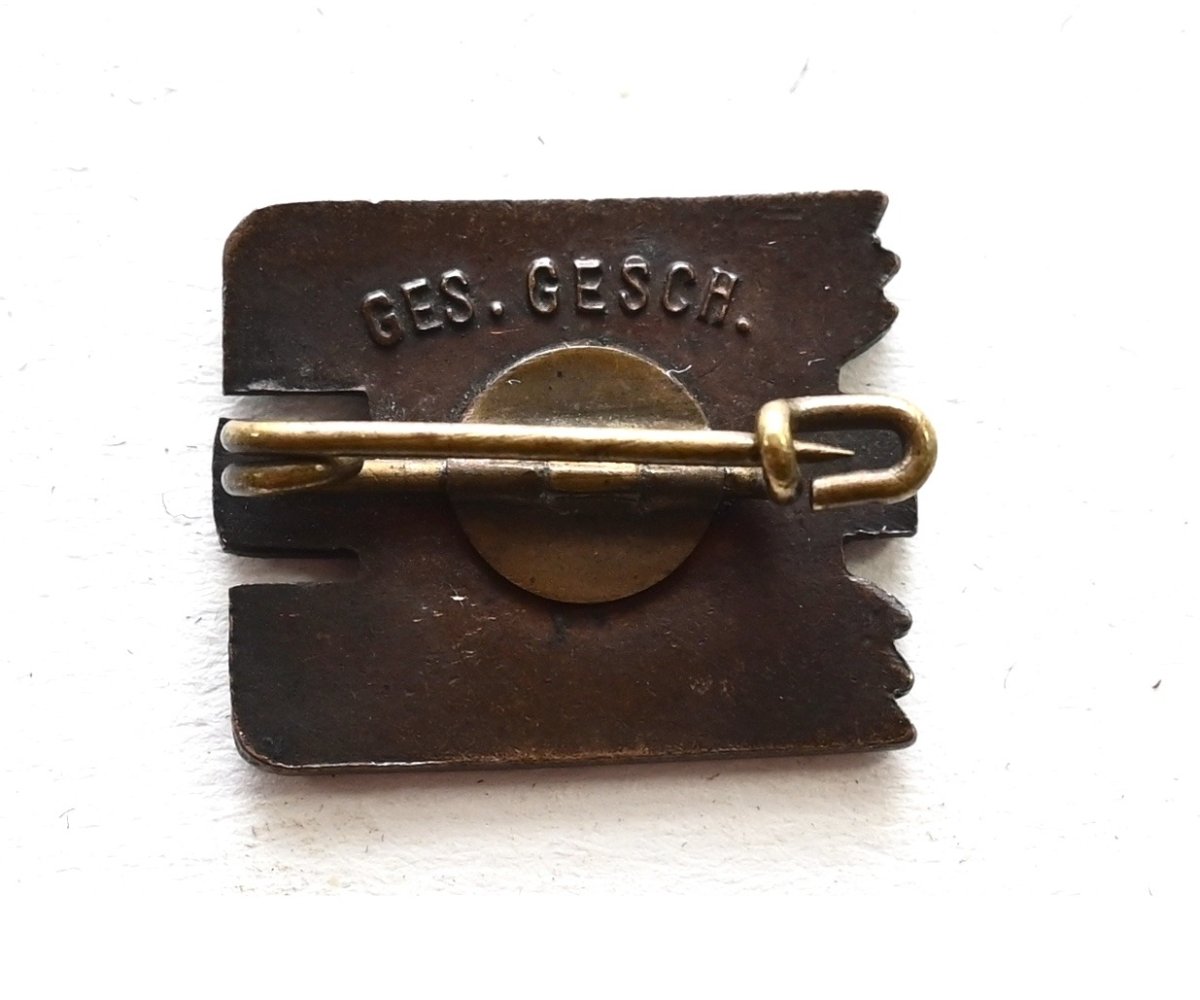 DRK Zivilabzeichen (Ges.Gesch.) — image 2