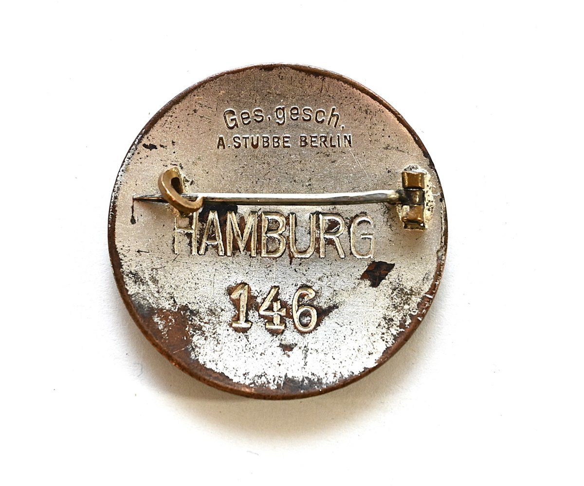 DRK 'Schwesternschaft' Abzeichen (Hamburg) — image 2