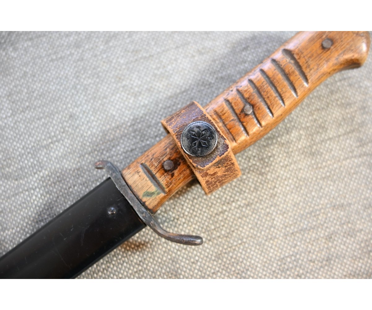 German WW1 Trench Knife — image 10
