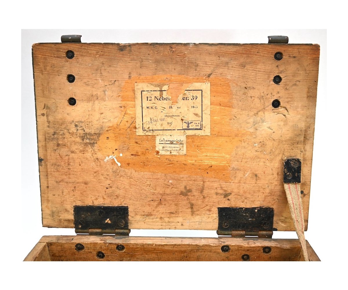 WH Panzer Nebelkerzen 39 Transport Box 1940 — image 10