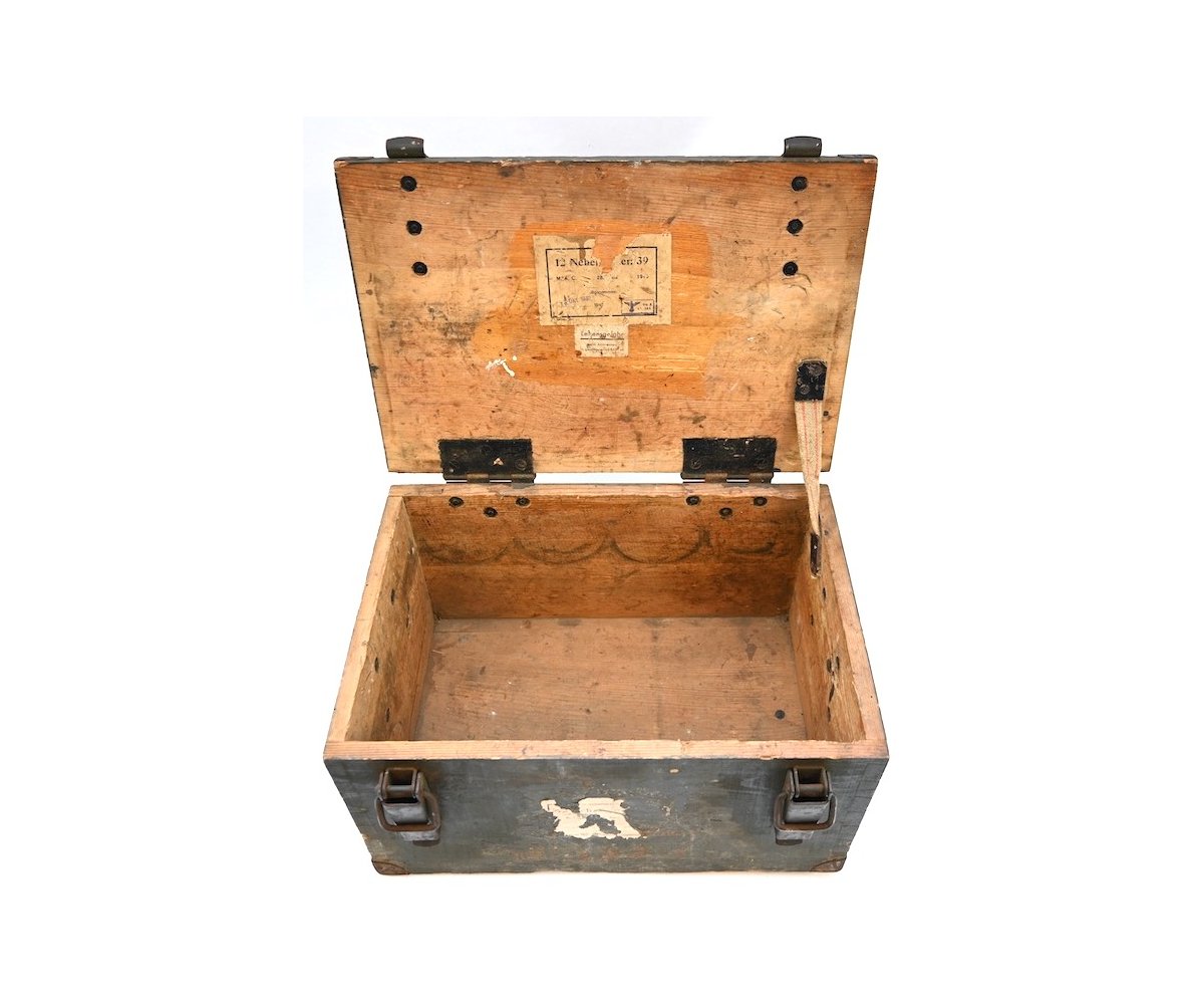 WH Panzer Nebelkerzen 39 Transport Box 1940 — image 9