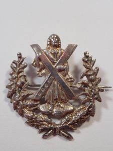 Cameron Highlanders original Officers Hallmarked Silver Cap Badge (1914)