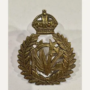 New Zealand Veterinary Corps Badge - Gaunt tab