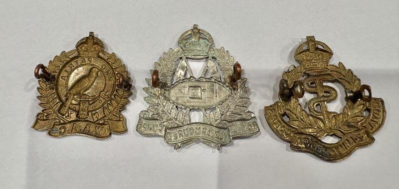 3 New Zealand Badges — image 2