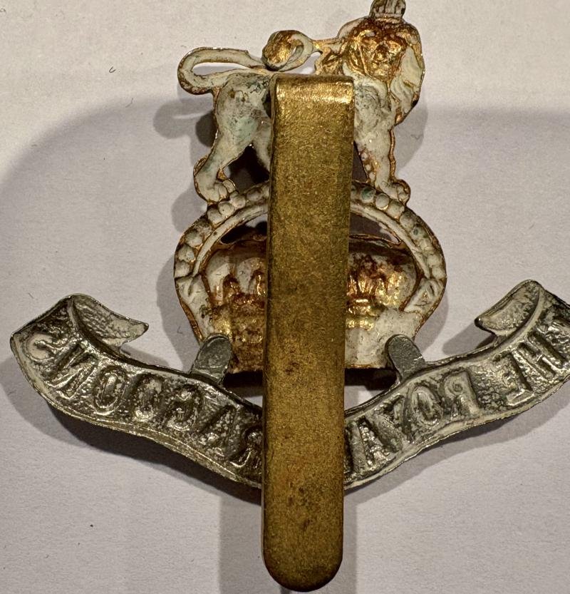 The 1st Royal Dragoons OR's Cap Badge — image 2