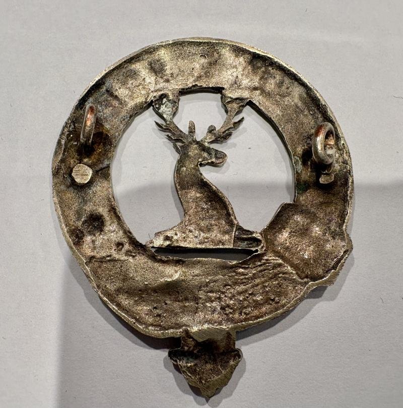 Lovat Scouts Yeomanry Officer's service cap badge. — image 2