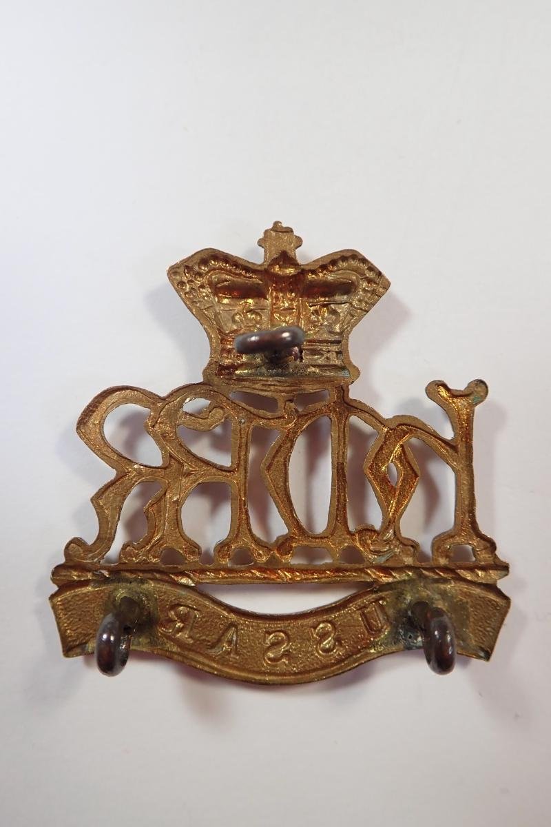Her Majestys Reserve Regiments of Hussars Victorian Cap Badge. — image 2