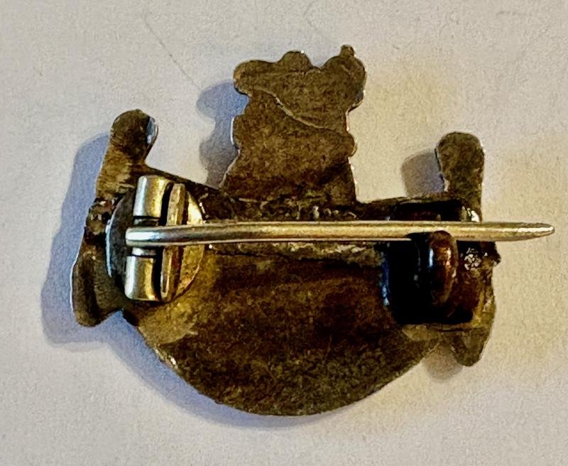 Rare. Royal Military College WW1 Sweetheart Brooch. — image 2