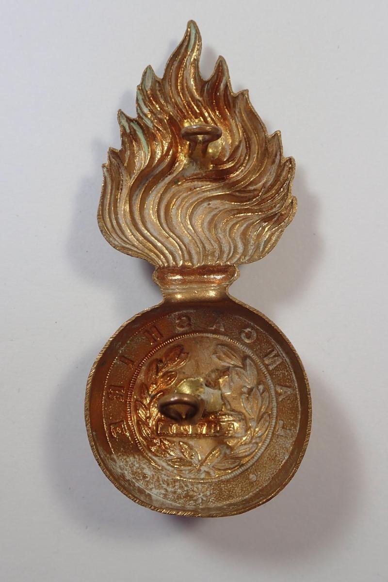 Lancashire Fusiliers Fur Cap Grenade Cap Badge. — image 2