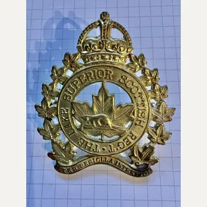 Lake Superior Scottish Reg't K.C. Canadian Badge