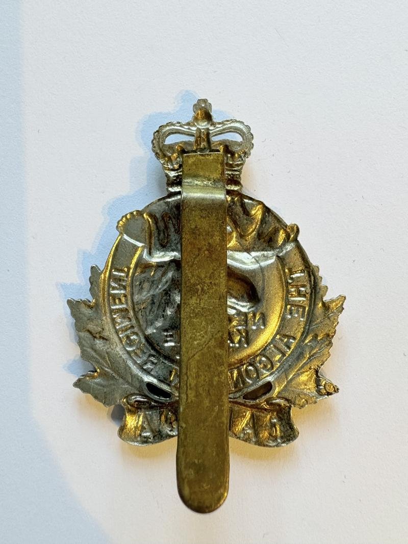 Canadian Cap Badge. The Algonquin Regiment — image 2