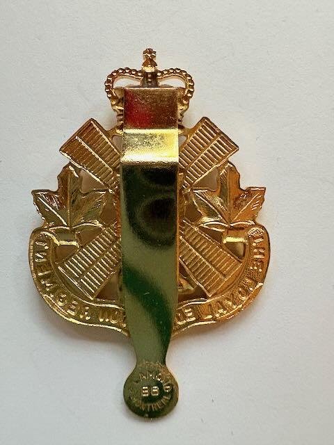 Canadian Cap Badge. 49th The Loyal Edmonton Reg't — image 2