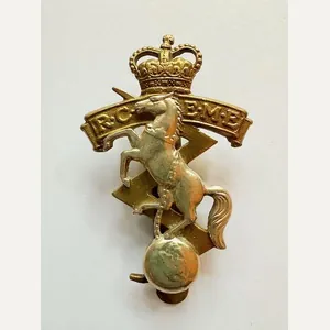 Canadian Cap Badge. R.C.E.M.E