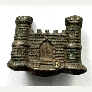 Suffolk Regiment Collar Badge. Victorian