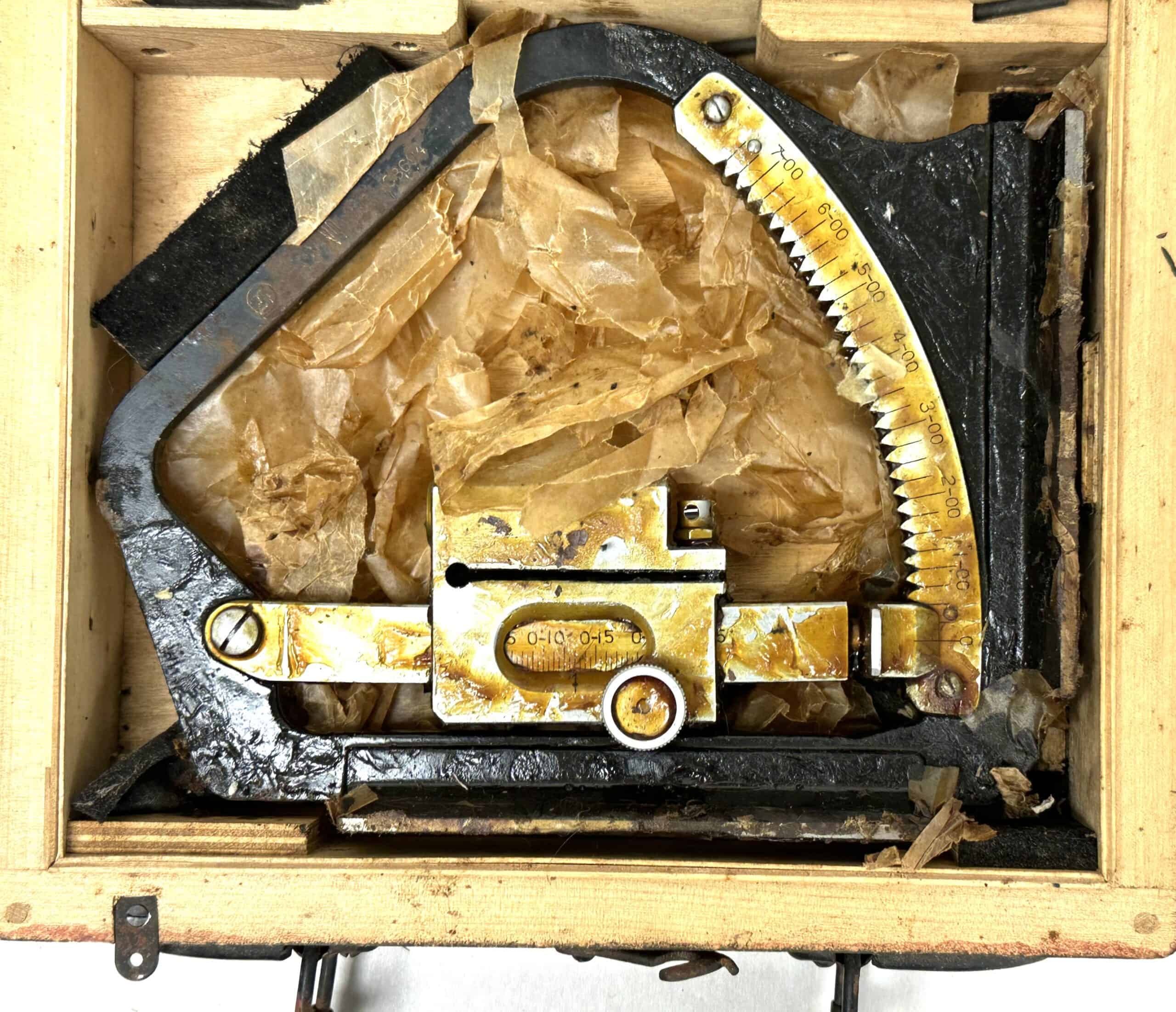 ChiCom North Vietnamese Army Rocket & Artillery Clinometer 1969 with Manual — image 13