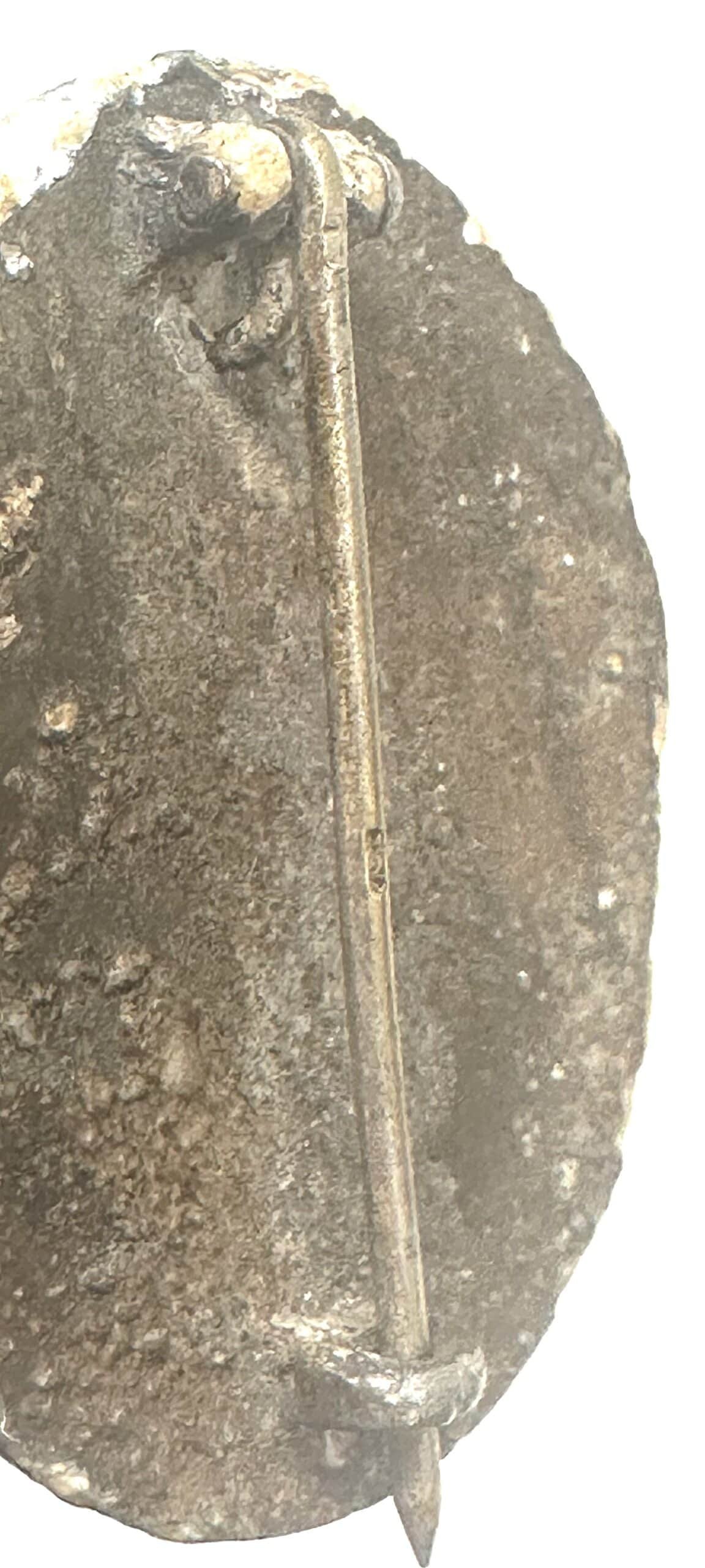 WW2 German Wound Badge Silver 5 to 9 Wounds — image 3