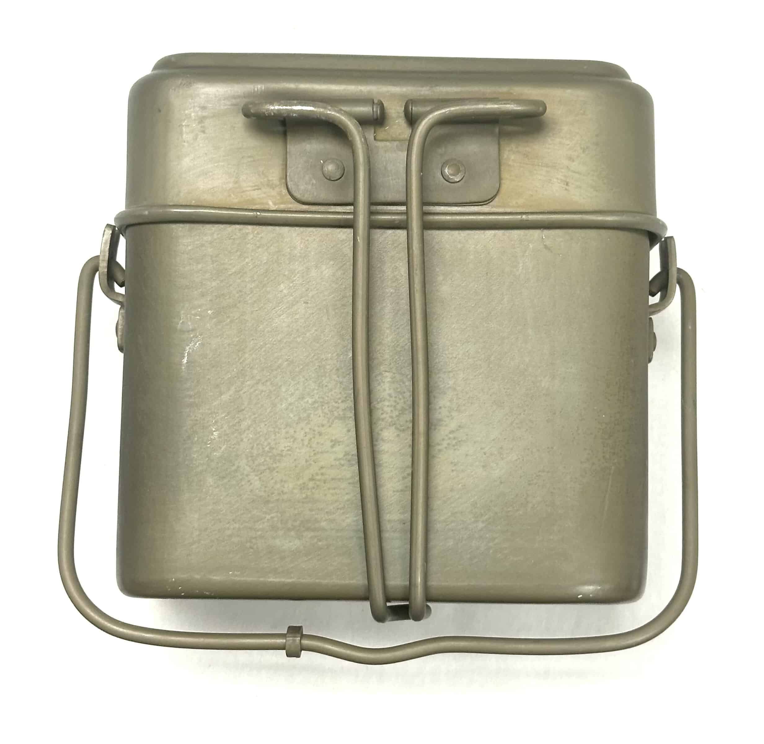 North Vietnamese Army Made Green Mess Kit — image 4