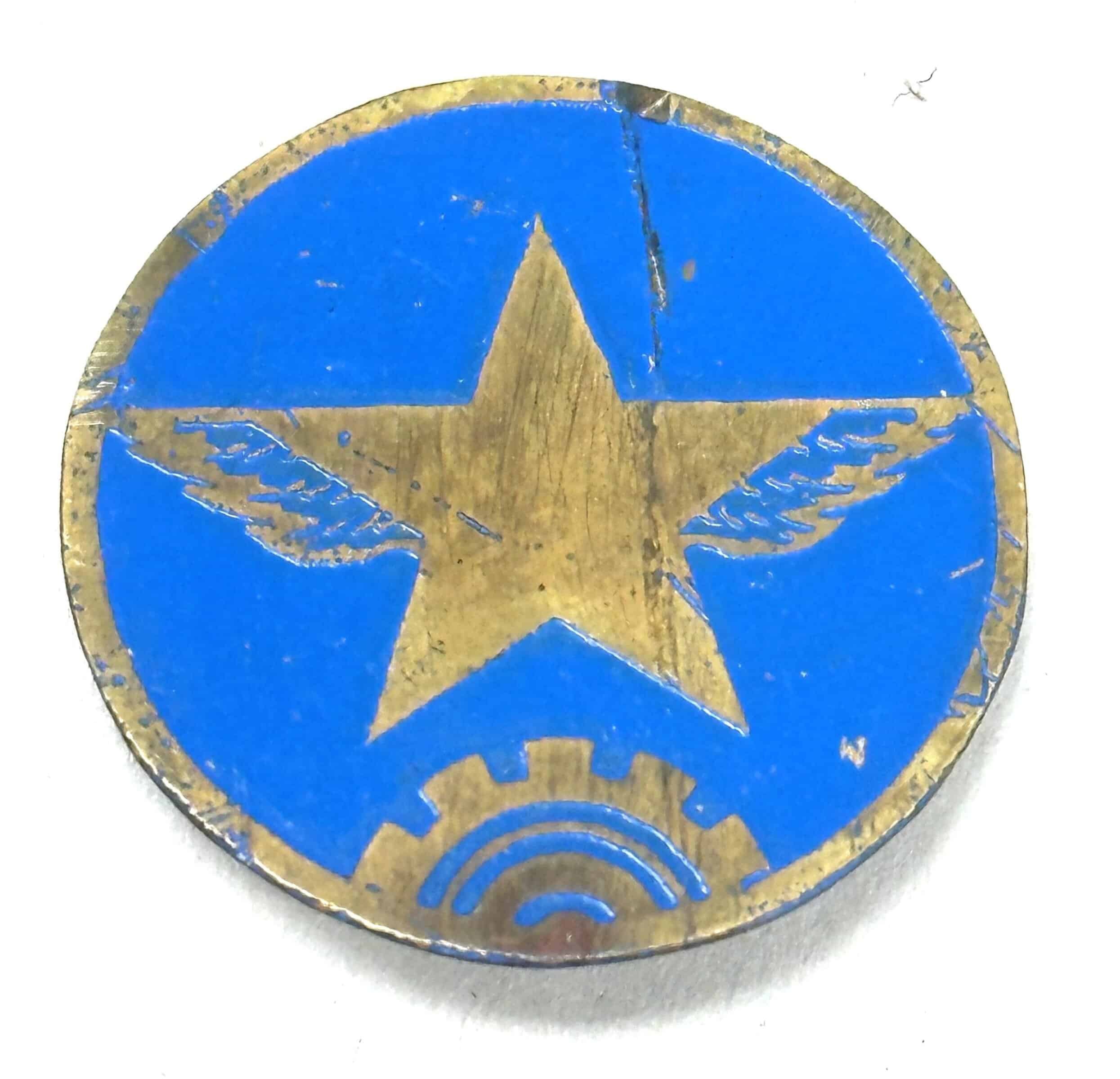 North Vietnamese Air Force Headgear Badges — image 2