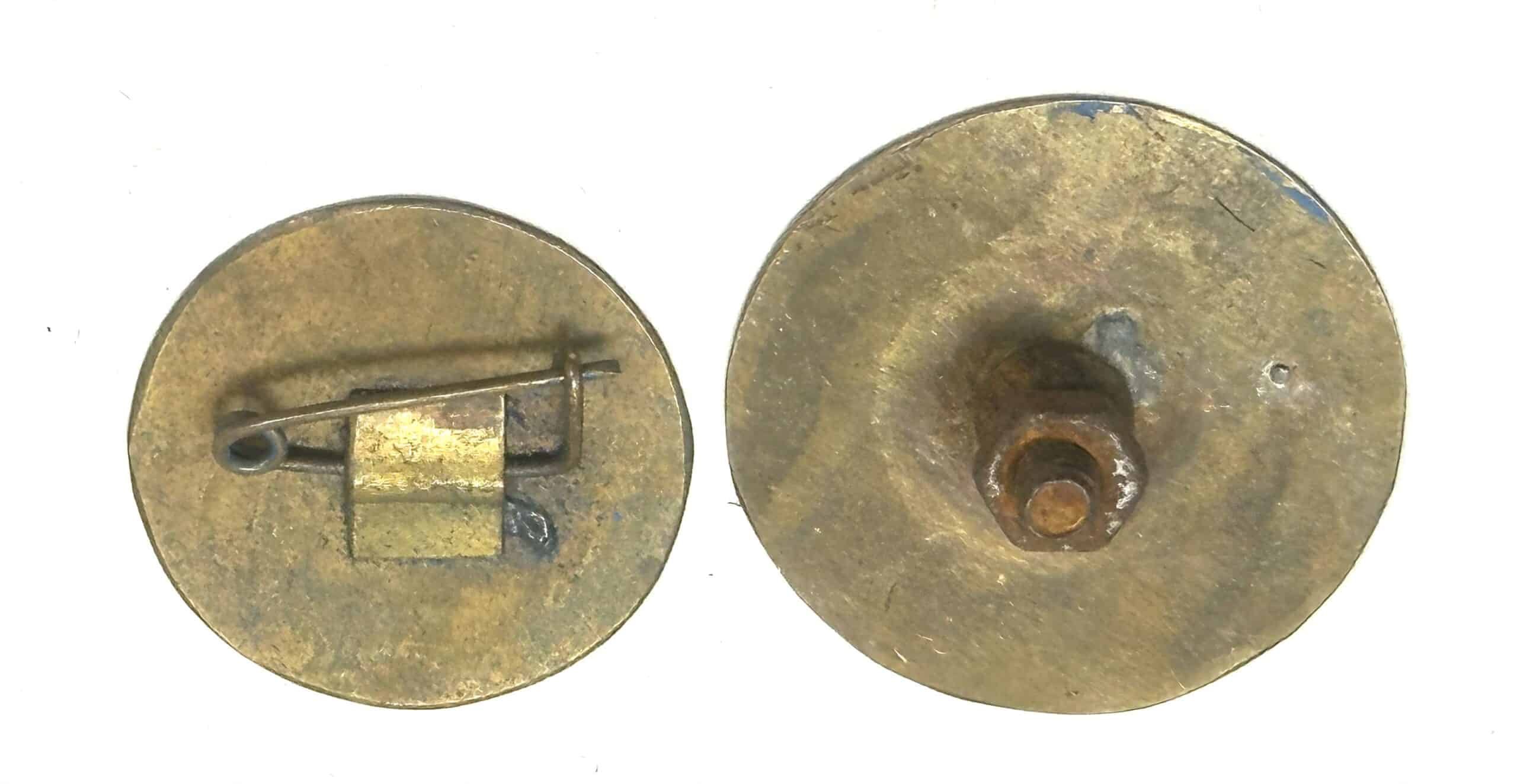 North Vietnamese Air Force Headgear Badges — image 5