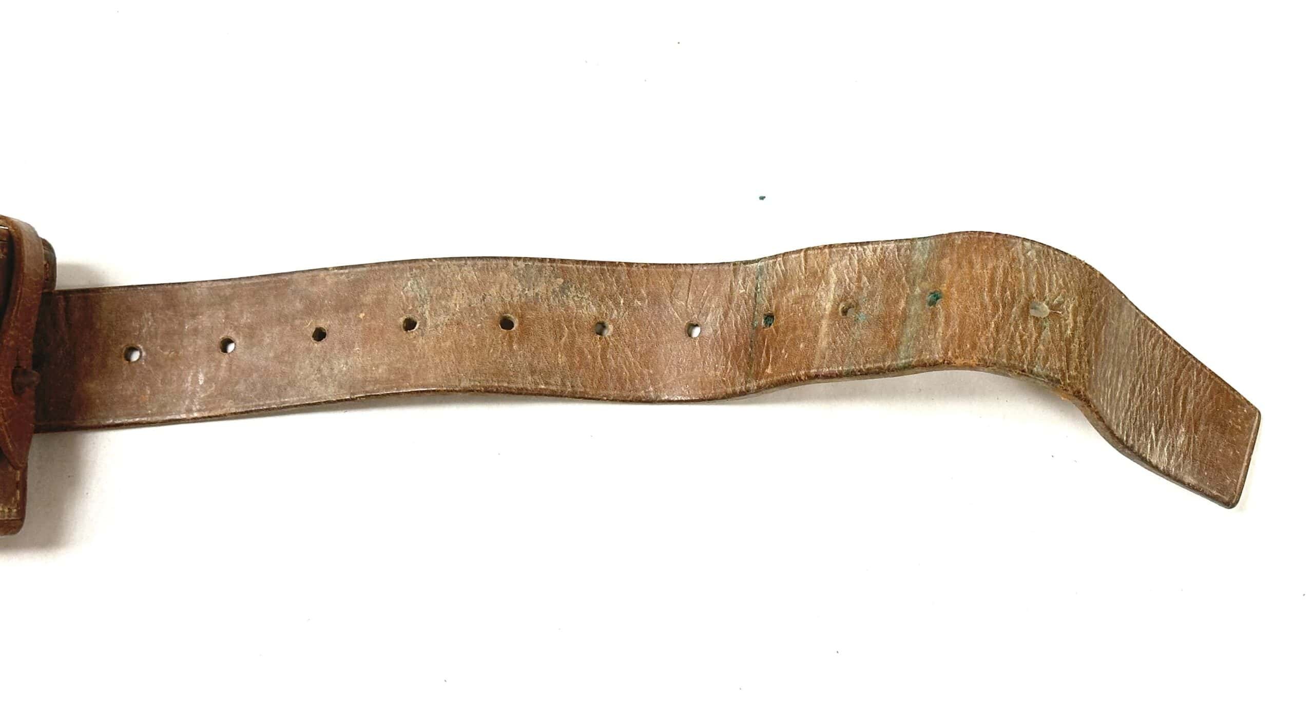 WW2 Japanese Arisaka Belt Rig with Ammunition Pouches & Bayonet Frog Excellent — image 6