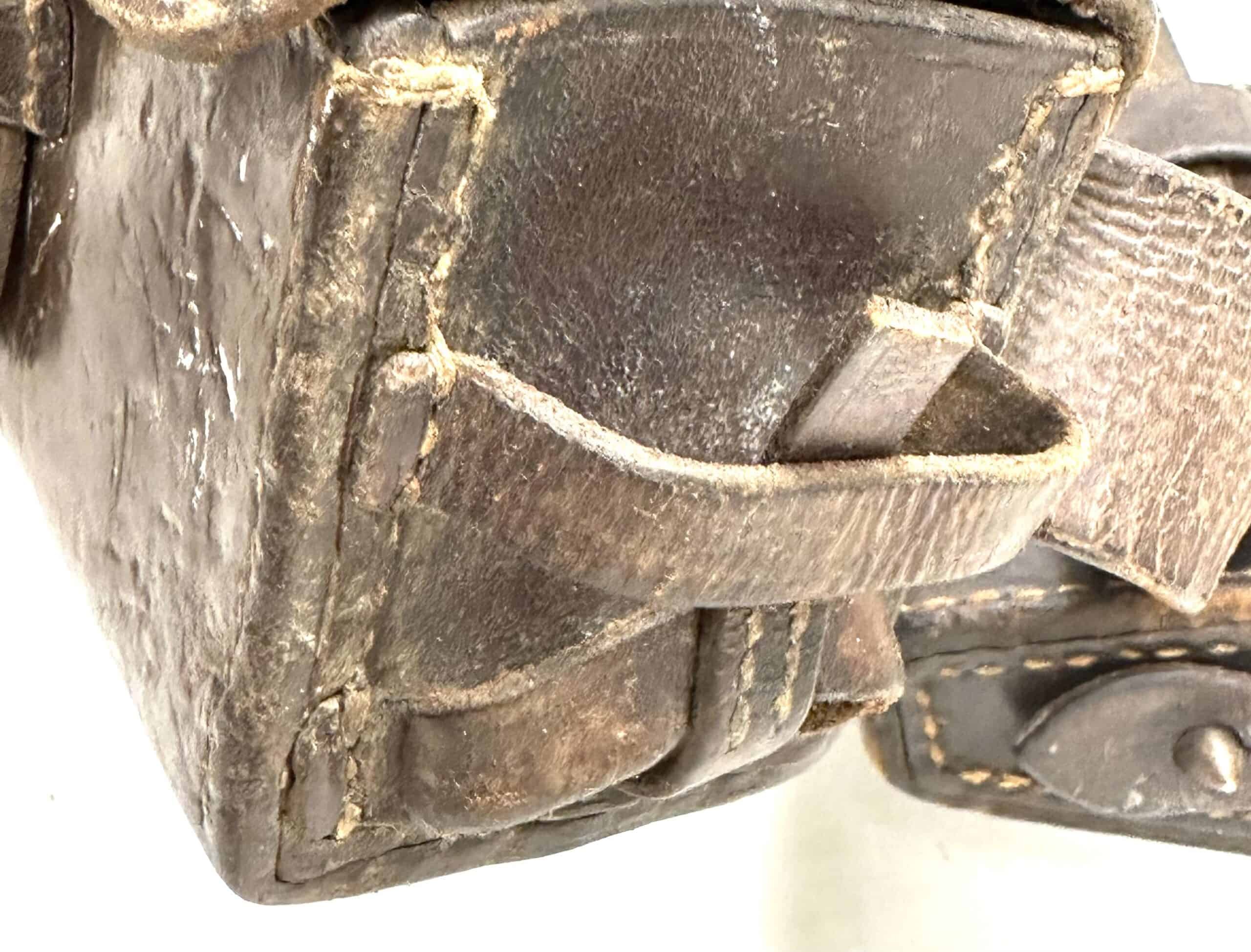 WW2 Japanese Arisaka Rifle Belt Rig With Ammunition Pouches & Type 30 Bayonet Frog — image 15