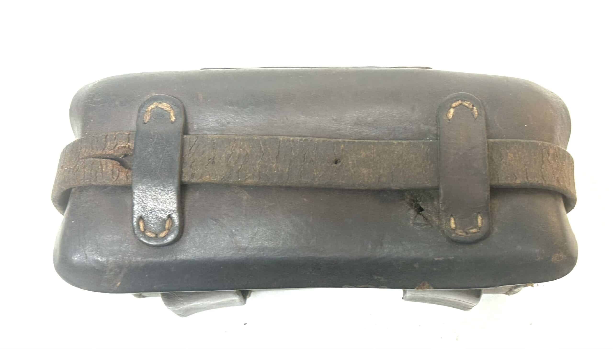WW2 Japanese Navy Pattern Split Front Ammunition Pouch — image 3