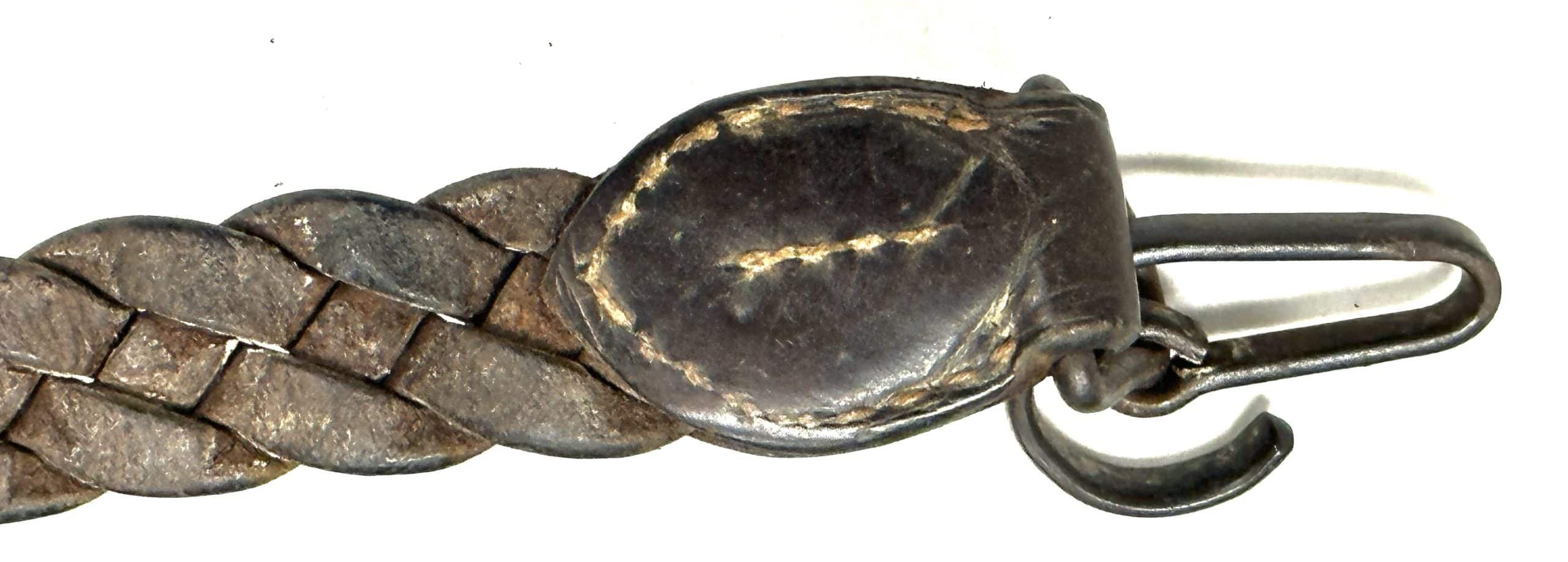 WW2 Japanese Army Officer Leather Sword Belt with Leather Gunto Hanger — image 3